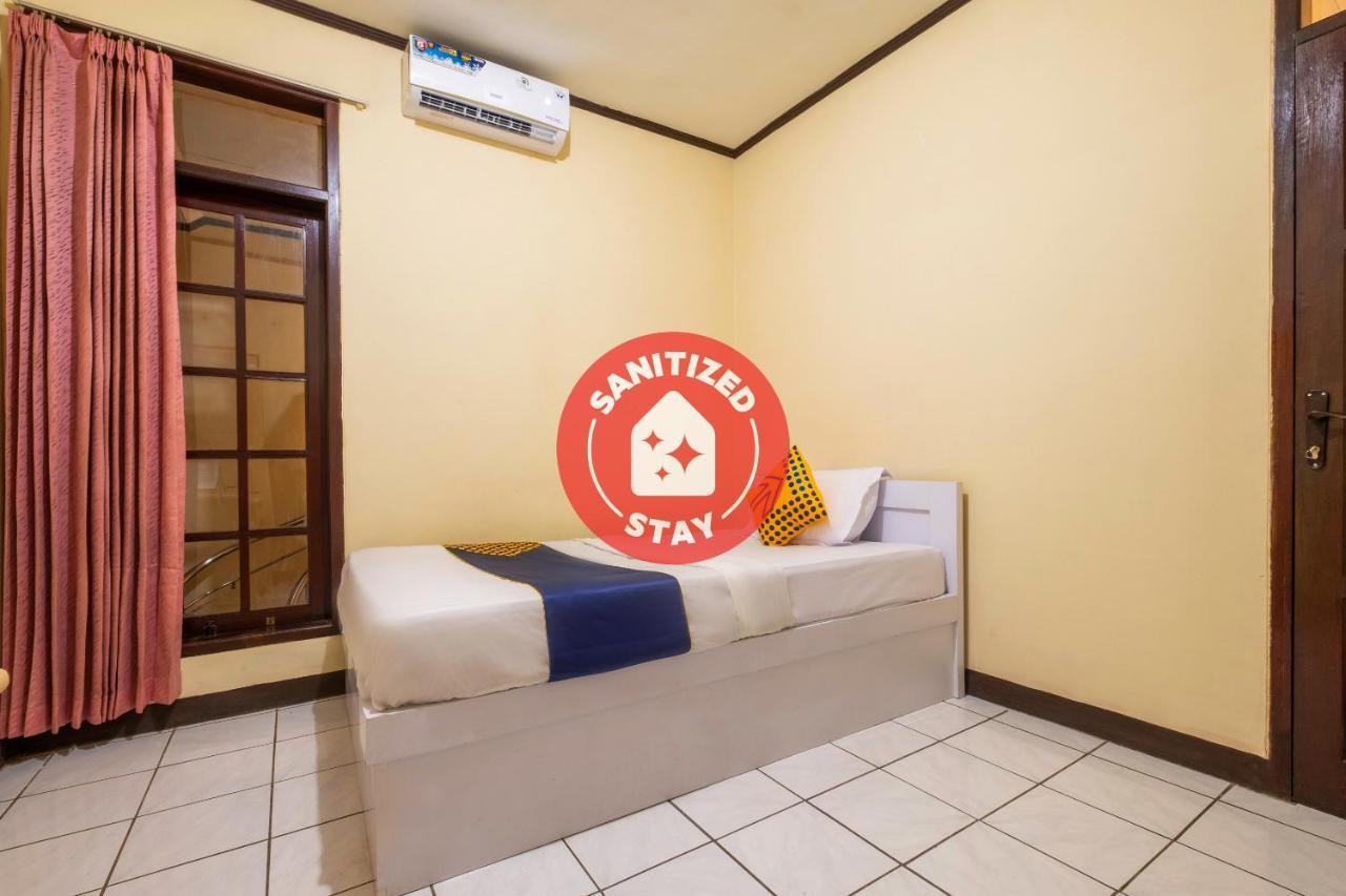 Super Oyo 2672 Bee M Syariah Hotell Bandung Eksteriør bilde