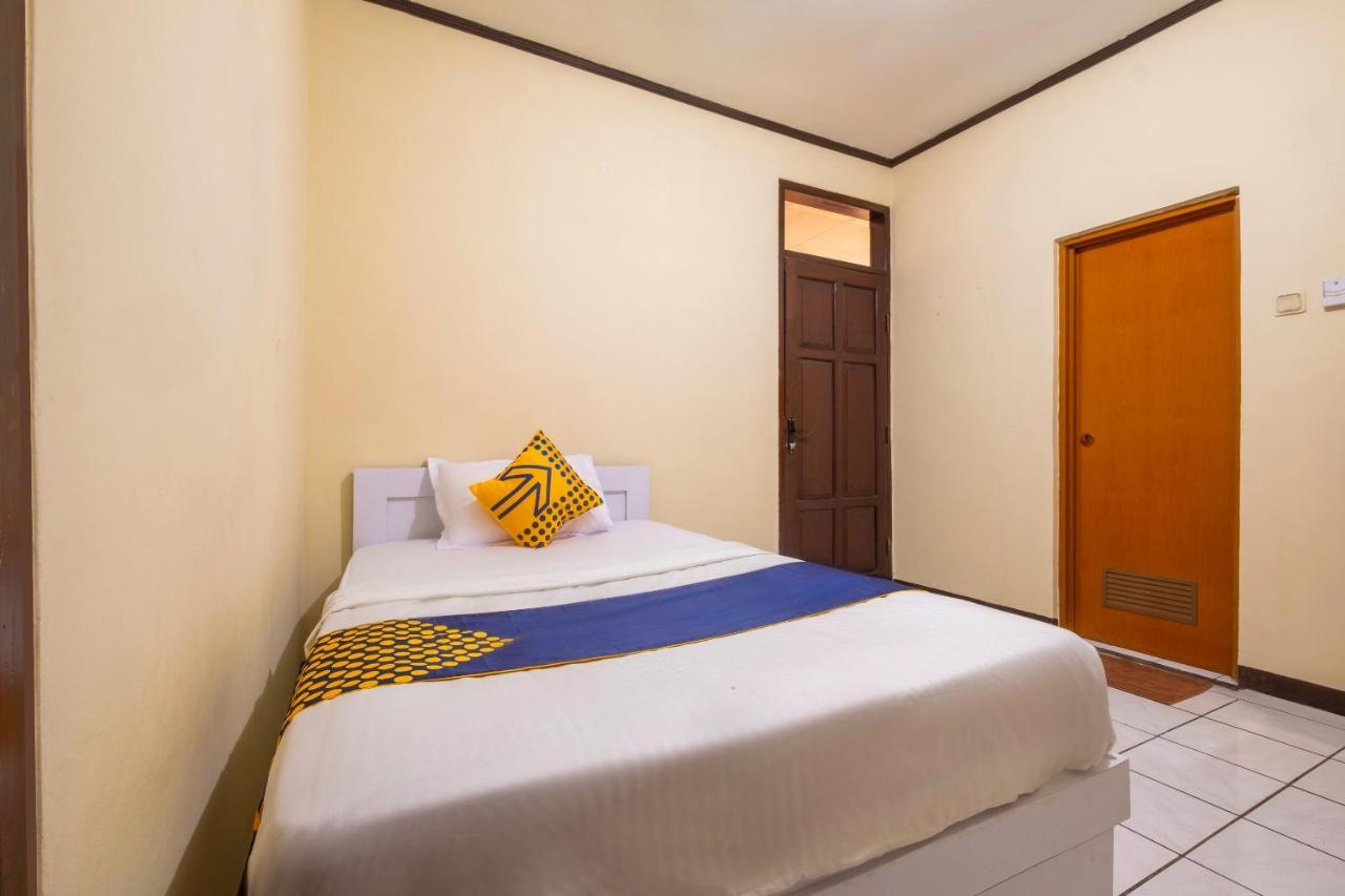 Super Oyo 2672 Bee M Syariah Hotell Bandung Eksteriør bilde