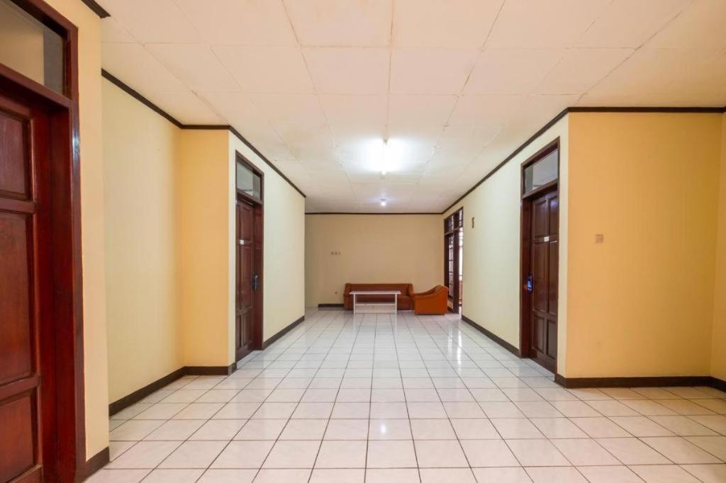 Super Oyo 2672 Bee M Syariah Hotell Bandung Eksteriør bilde