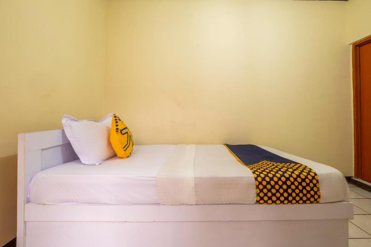 Super Oyo 2672 Bee M Syariah Hotell Bandung Eksteriør bilde